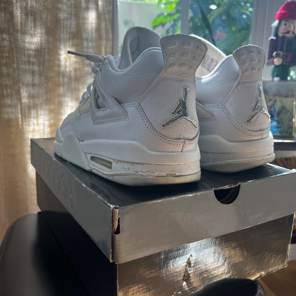 Jordan 4 pure money size 10 with box - Picture 3 of 6